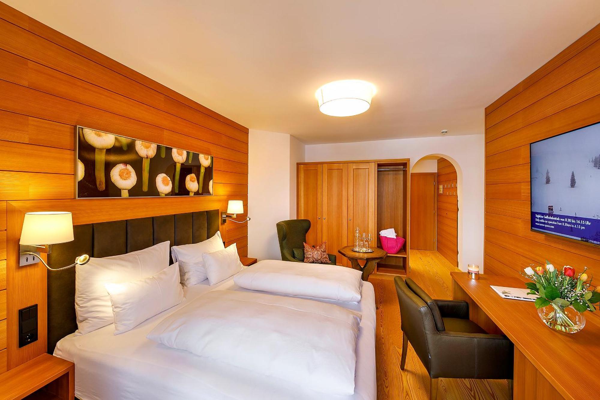 Hotel Zinnkrugl Alpendorf  Bagian luar foto